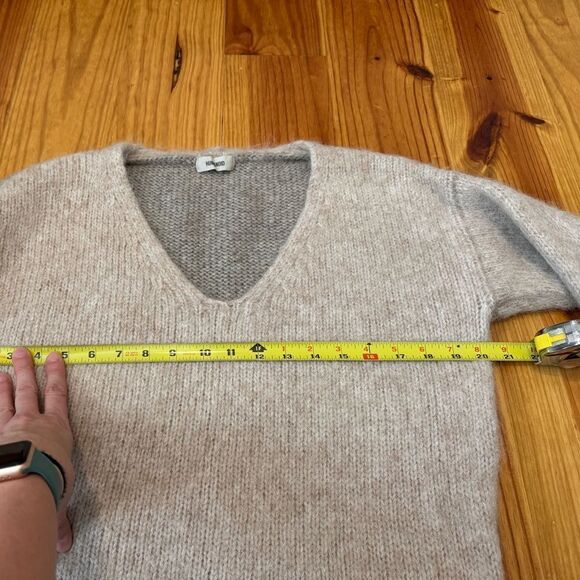 Humanoid V-Neck Sweater Gray/Tan 3/4 Sleeve Alpaca Blend Womens SMALL - Picture 6 of 9